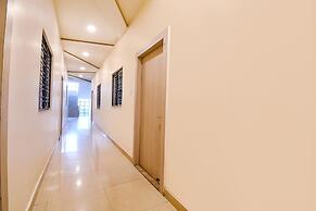 Fabhotel Kitchen Q Inn