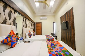 Fabhotel Savera Park