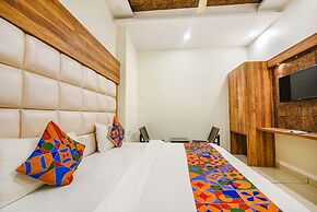 Fabhotel Savera Park