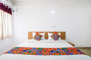 Fabhotel Humming Suites