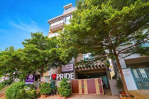 Fabhotel Humming Suites