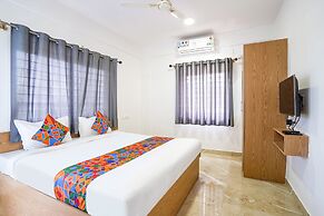 Fabhotel Humming Suites