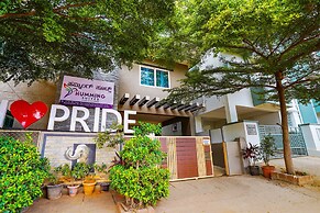 Fabhotel Humming Suites