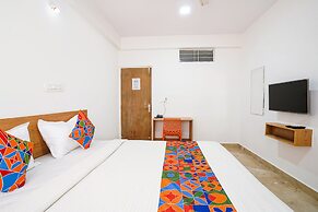 Fabhotel Humming Suites