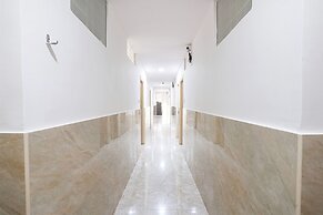 Fabhotel Humming Suites