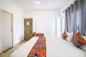 Fabhotel Humming Suites