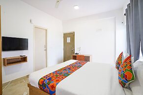 Fabhotel Humming Suites