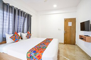 Fabhotel Humming Suites