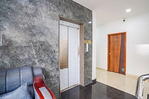 Fabhotel Rlv Green Palace