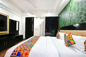 Fabhotel Cordial Home