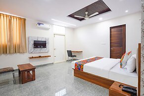 Fabhotel Platinum Palace