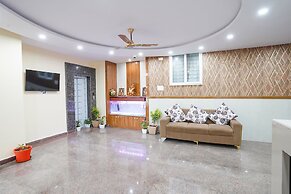 Fabhotel Platinum Palace