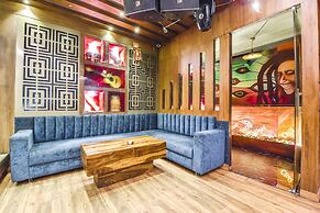 Fabhotel Four Boutique