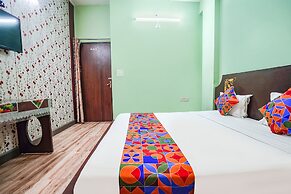 Fabhotel Krishna Heights