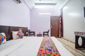 Fabhotel Krishna Heights