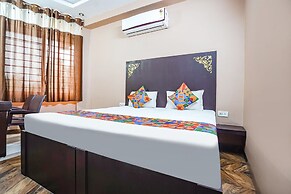 Fabhotel Krishna Heights