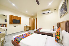 Fabhotel Bleu Ville