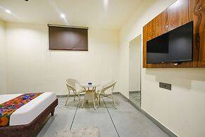 Fabhotel Bleu Ville