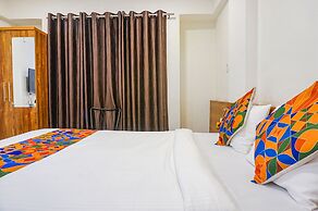 Fabhotel Royal Palace Inn