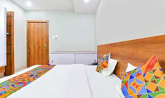 Fabhotel Raghumani Palace