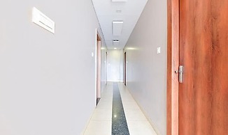 Fabhotel Raghumani Palace