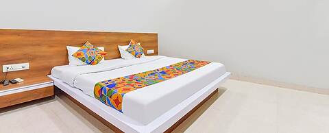 Fabhotel Raghumani Palace