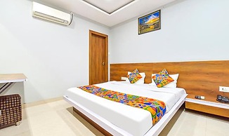 Fabhotel Raghumani Palace