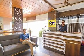 Fabhotel Raghumani Palace