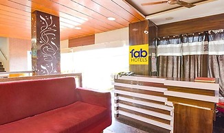 Fabhotel Raghumani Palace