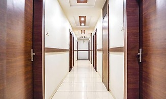 Fabhotel Ashirwad Regency
