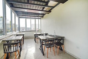 Fabhotel Sky View Palace