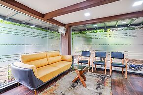 Fabhotel Sky View Palace