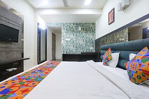 Fabhotel Dua Continental