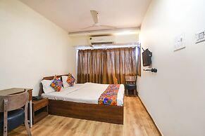 Fabhotel Dua Continental