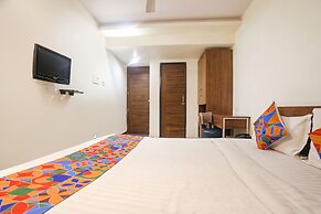 Fabhotel Dua Continental