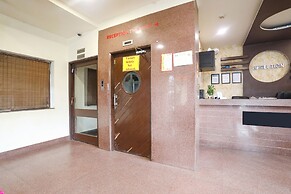 Fabhotel Dua Continental