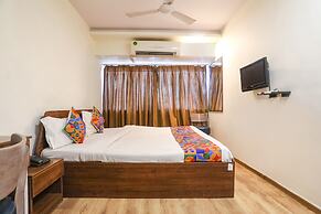 Fabhotel Dua Continental