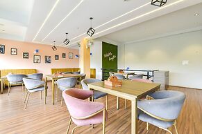 Fabhotel Urban Elite