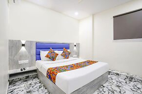 Fabexpress Good Luck Residency