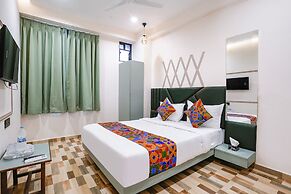 Fabhotel Luxurious Inn