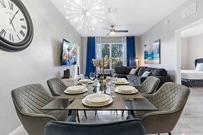 4102 Breakview Drive #304