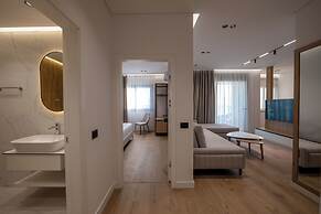 Konomi Sea View Apartments