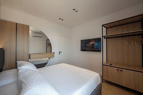 Konomi Sea View Apartments