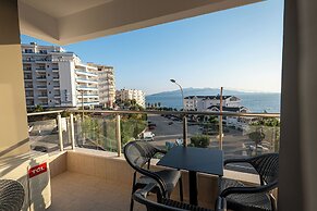 Konomi Sea View Apartments