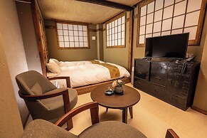 Kyoto no Yado Gion no Tsuki