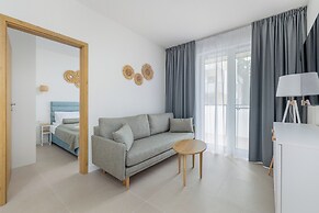 Dabki Apartment By the Beach by Renters