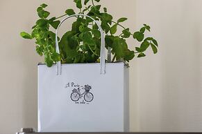 Dabki Apartment By the Beach by Renters