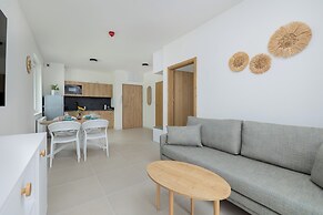 Dabki Apartment By the Beach by Renters