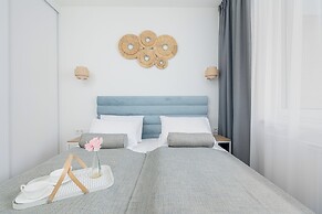 Dabki Apartment By the Beach by Renters