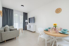 Dabki Apartment By the Beach by Renters